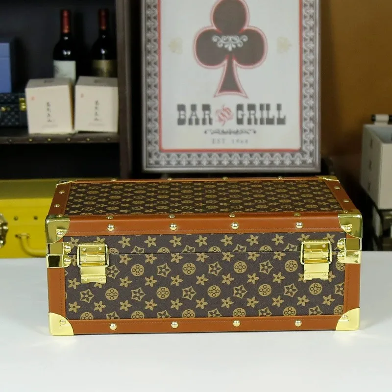 Manufacturer Coffee leather Wooden suitcase exhibition hall display ornaments Vintage decorative box