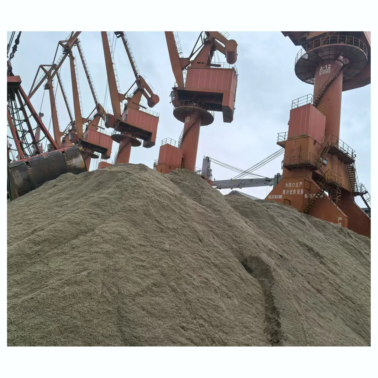 Wholesale Best price High Quality furnace slag in bulk Granulated Blast Furnace Slag (GBFS)