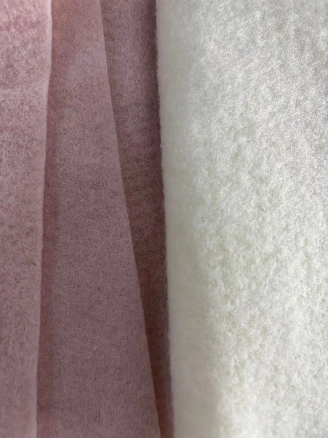 Certified organic wool felt manufacturer for wool felt dolls