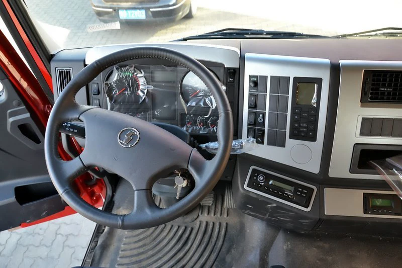 Used SHACMAN X3000 F3000 Tractor Truck head 375hp 6X4 SHAKMAN Truck