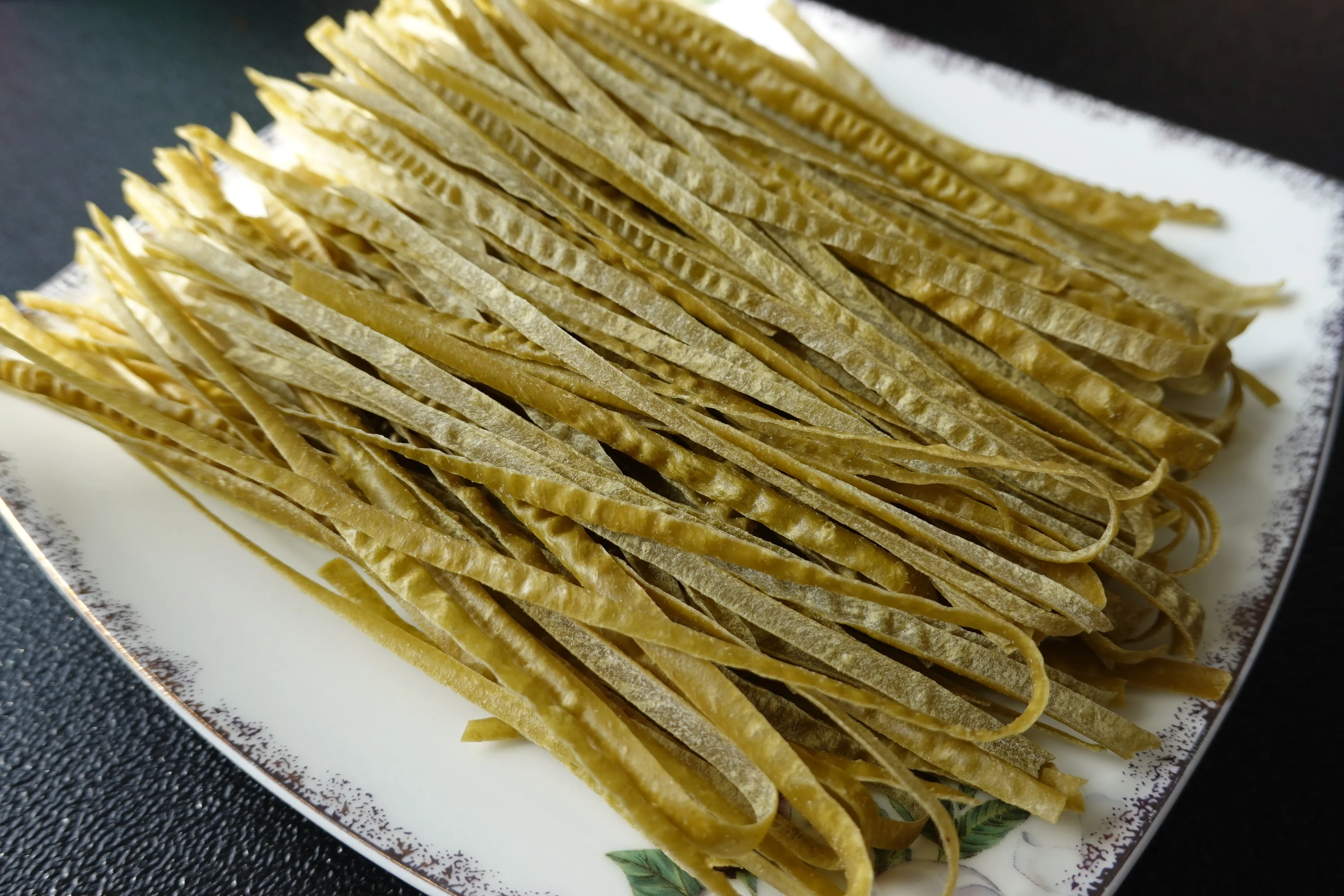 Low carbohydrate green healthy nutrition surface Spaghetti Surface of nutrition Chinese suppliers