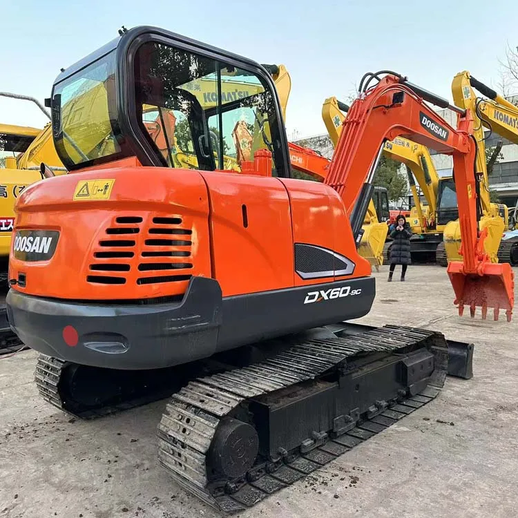 Подержанный 6-тонный мини-экскаватор doosan dx 60 dx60 dx60-9c гусеничный экскаватор для продажи