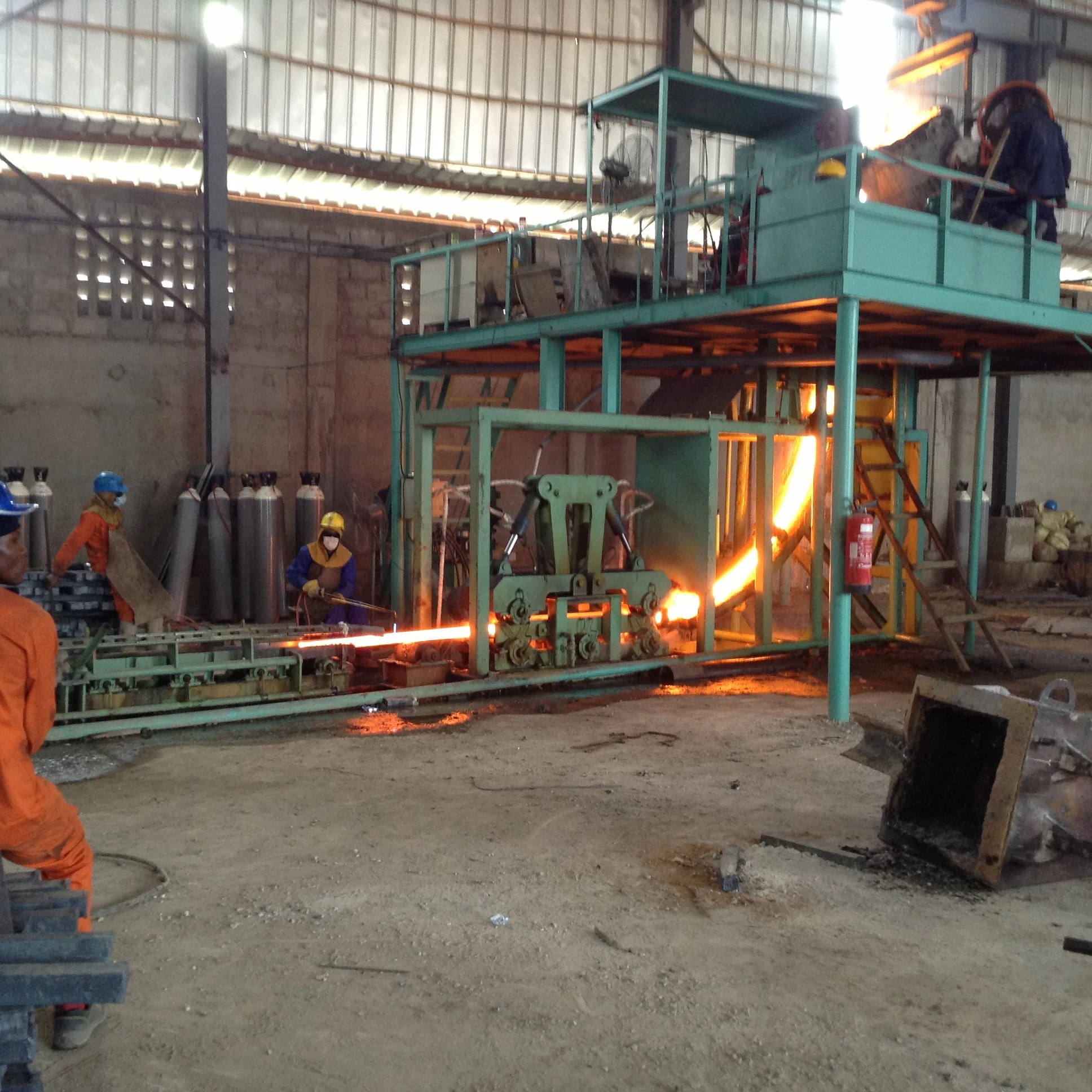 Type 300 channel steel rolling mill with low friction and high efficiency - unique and exquisite technology - hot strip rolling