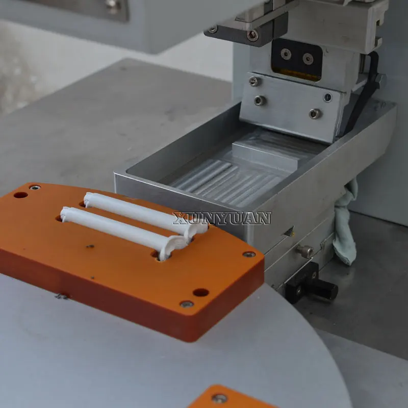 1-Color Ballpoint Pens Electric Cigarettes Logo Pad Printing Machine With Gripper Take-off To UV Tunnel Dryer