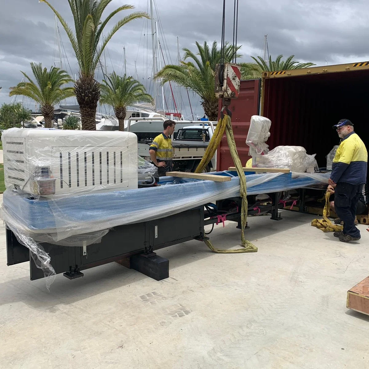 Hydraulic cylinder honing machine