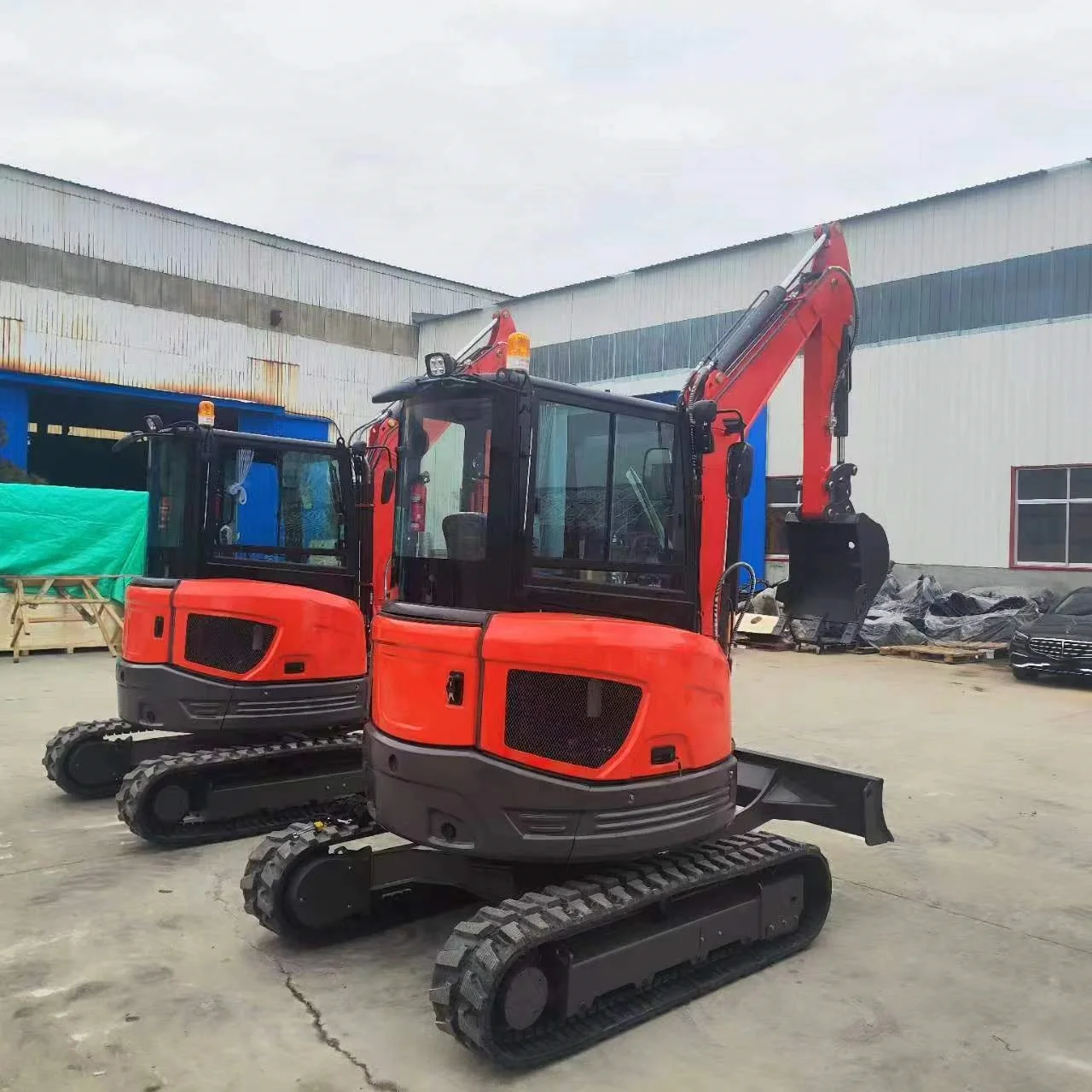 Best new design import 4 ton mini tractor excavator cab towable backhoe with CE for sale