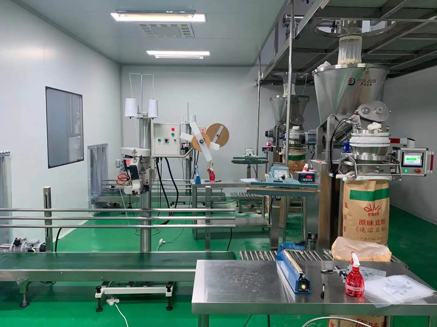 Double Screw Feeding Semi Automatic 15kg 20kg Milk Dry Weighing Bag Filling Powder Machine