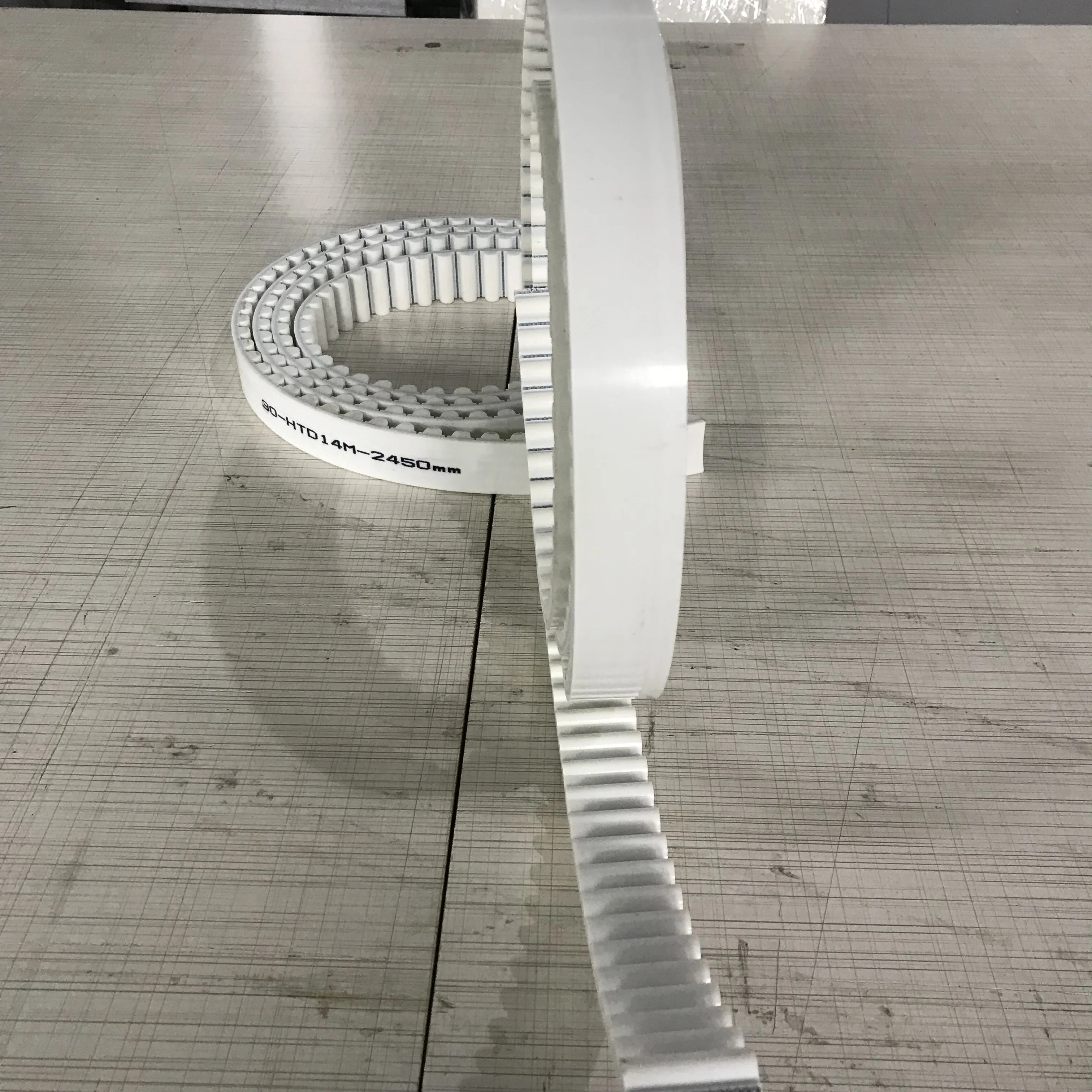 Промышленный стандартный односторонний полиуретановый бесшовный Ремень ГРМ HTD14M