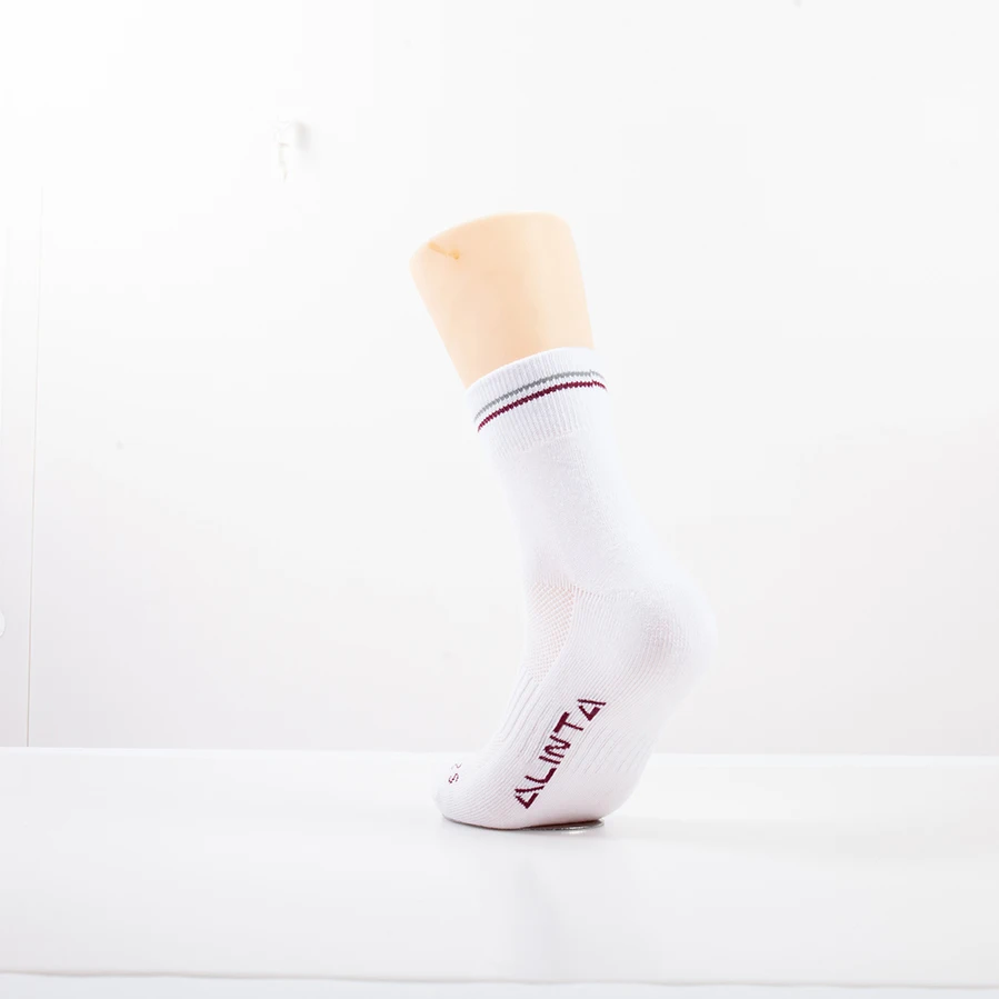 White custom bottom logo athletic workout sock mens breathable cushioned sports socks