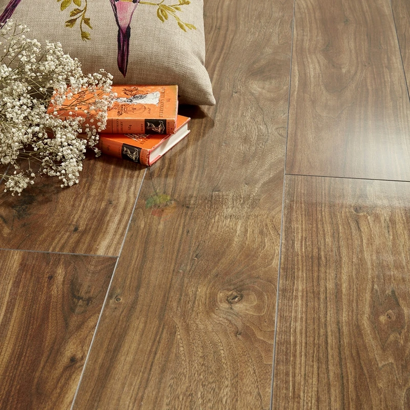 Защита окружающей среды без формальдегидов AC4 износостойкий Золотой ламинат из сосны HDF