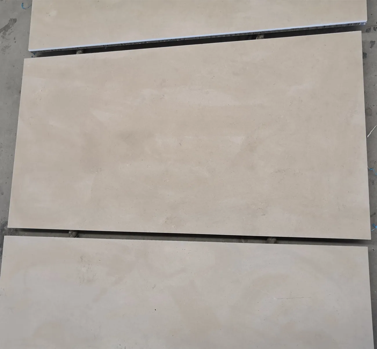 Portugal Beige Marble Thin Stone Veneer Honeycomb Panel for Facade