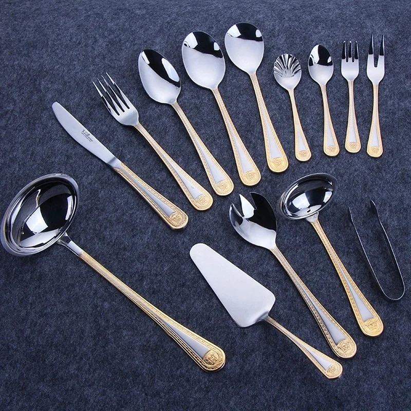Stainless Steel Bulk Stocked 24 Piece Cutlery Set 24k Luxury Medusa Gold Plated Cutlery 24 Pcs Set with wooden case
