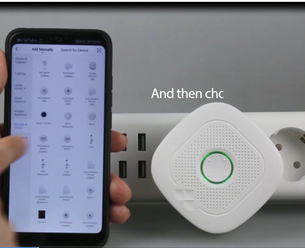 Emergency SOS Panic Alarm Tuya Smart Wifi  Siren   Anti Intruder Alarm with free samples pir motion and door sensors