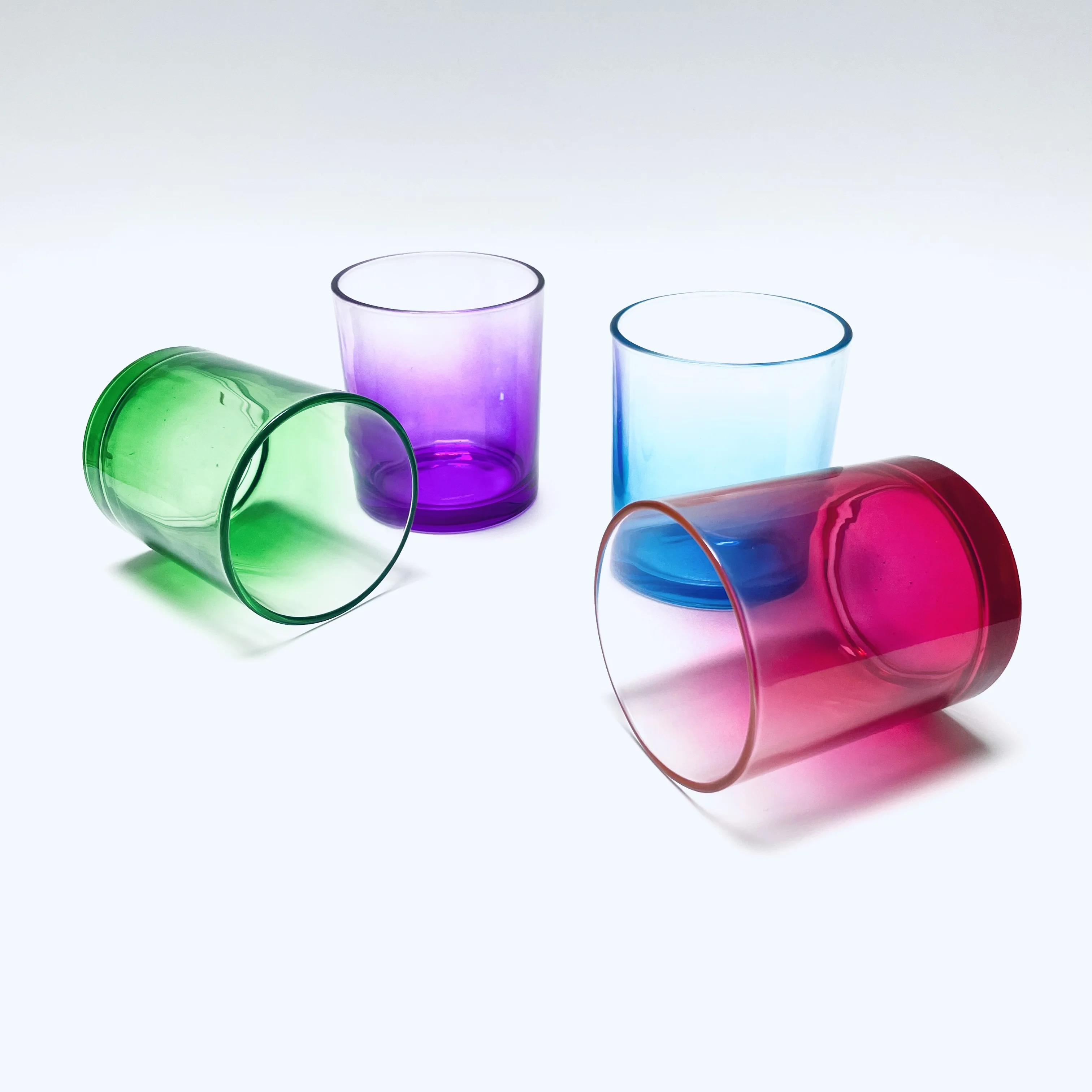 Wholesale7oz 10 oz 14 oz colored scented candle in glass jars with wooden lid customizable borosilicate glass candle jar