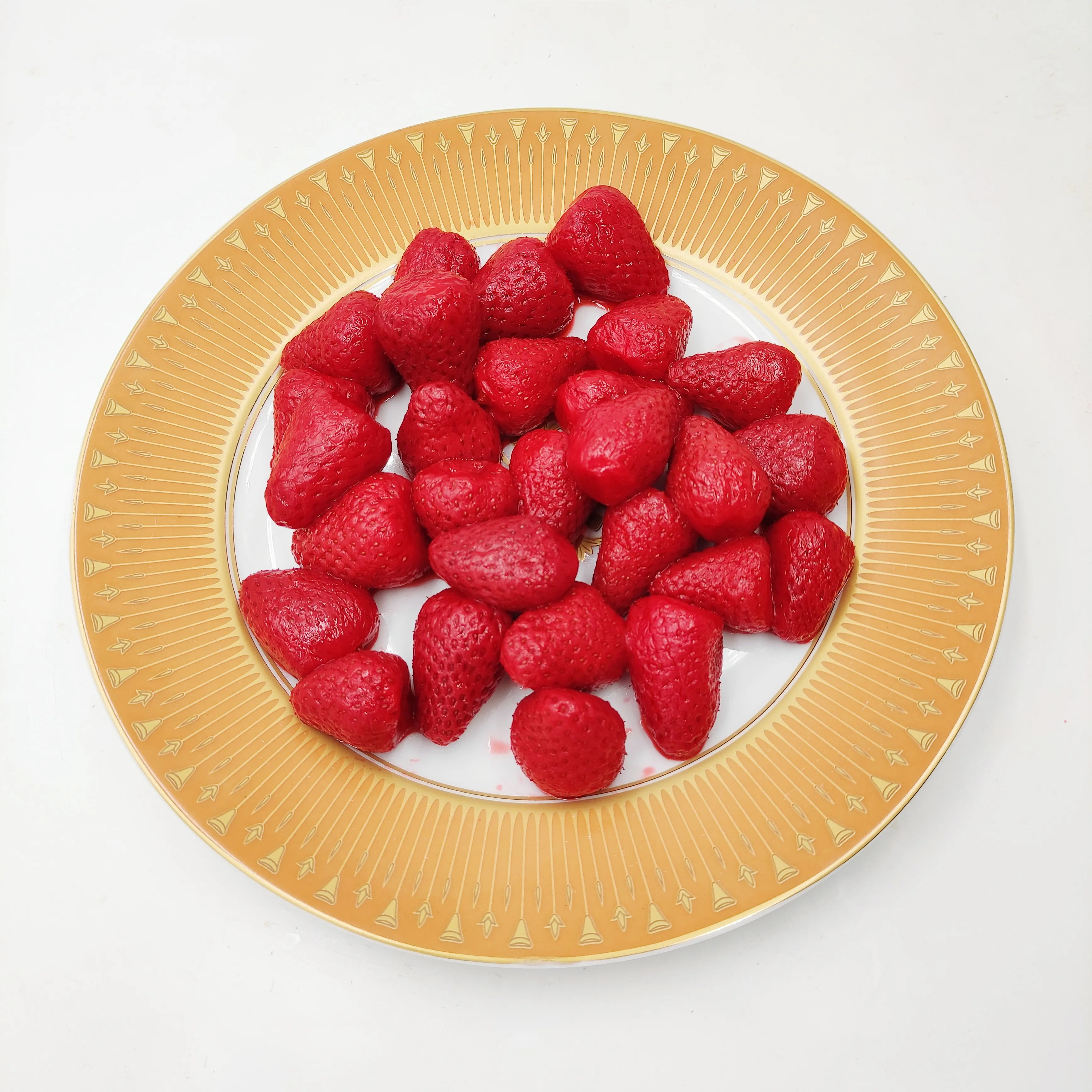 Factory Wholesale Bulk Fresh Strawberry Fruit in Cans Hot Sale Canned Strawberry In China