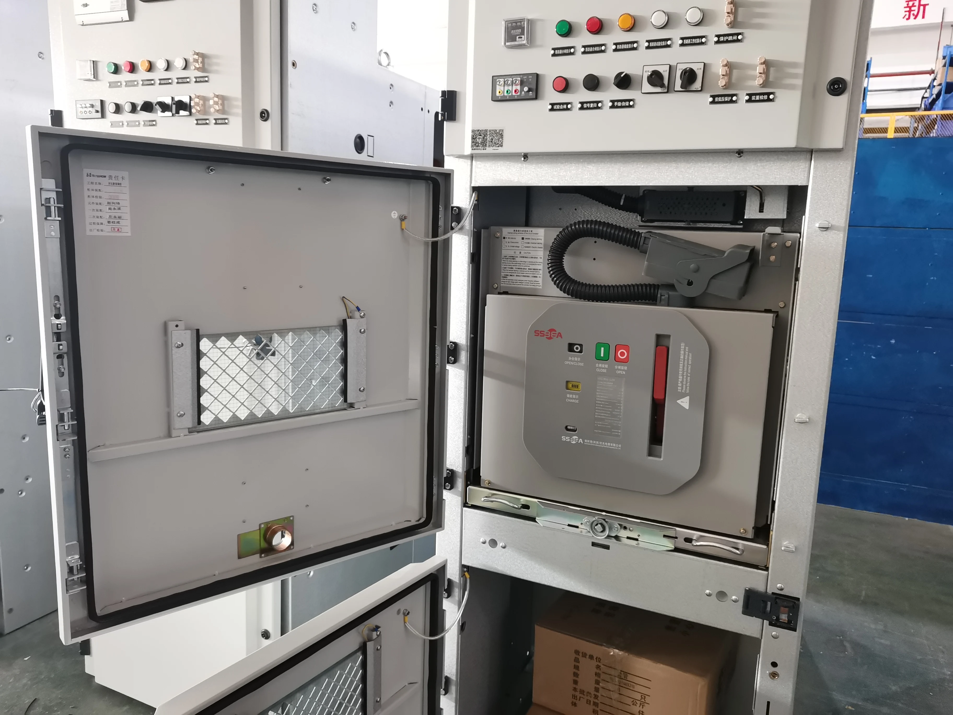 solar PV combiner box anti-reverse diode surge protection lightning arrester for solar power system