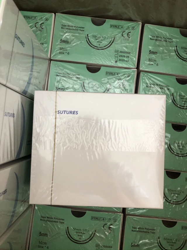 Veterinary Cervix Suture Set Polyester Tape White 5cm*50cm 1/2 circle Round Bodied 48mm Double Needles Surgical