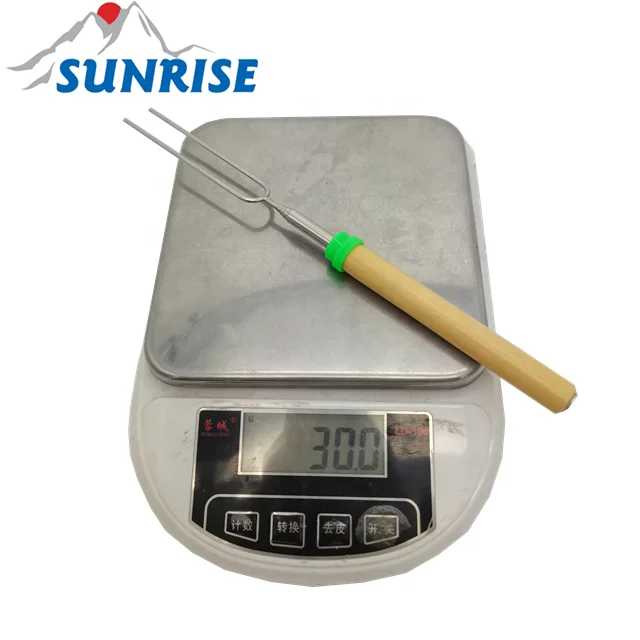 81083#Extendable BBQ hotdog roasting Telescoping fork with wooden handle