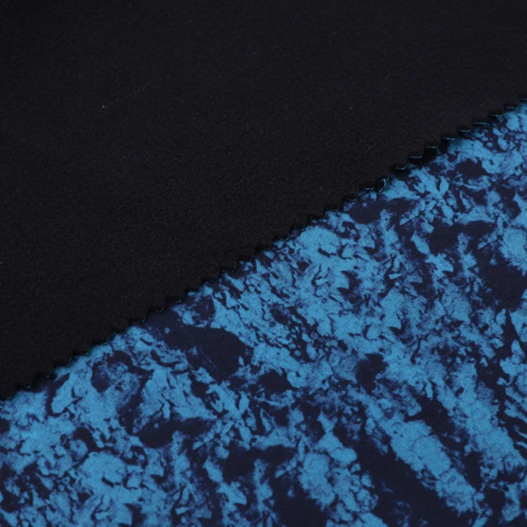 100D printed four-sided stretch fabric bonded fleece Windproof and waterproof thermal fabric Windproof and waterproof thermal