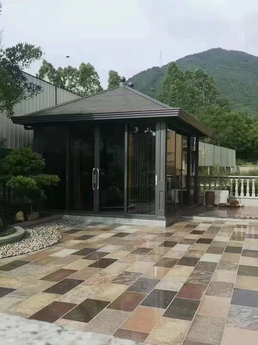 Luxury Modern Design Outdoor Aluminum Sun Room Waterproof Sliding Villa Patio Terrace Garden Greenhouses Triangle Flat Slant