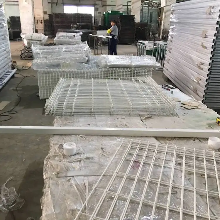 Solar panel mesh anti climb security fence 3x3 galvanized welded wire mesh fence