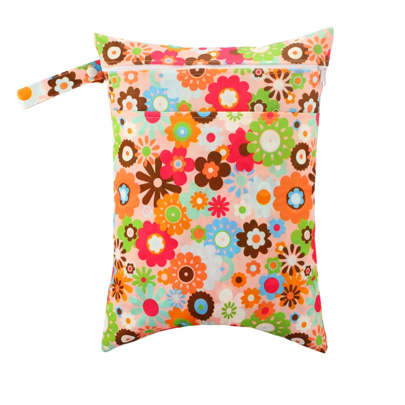 Factory Direct Sale 30*40cm Maternal Products Baby Changing Bag Washable Cloth Baby Diaper Bags Wet For Sale