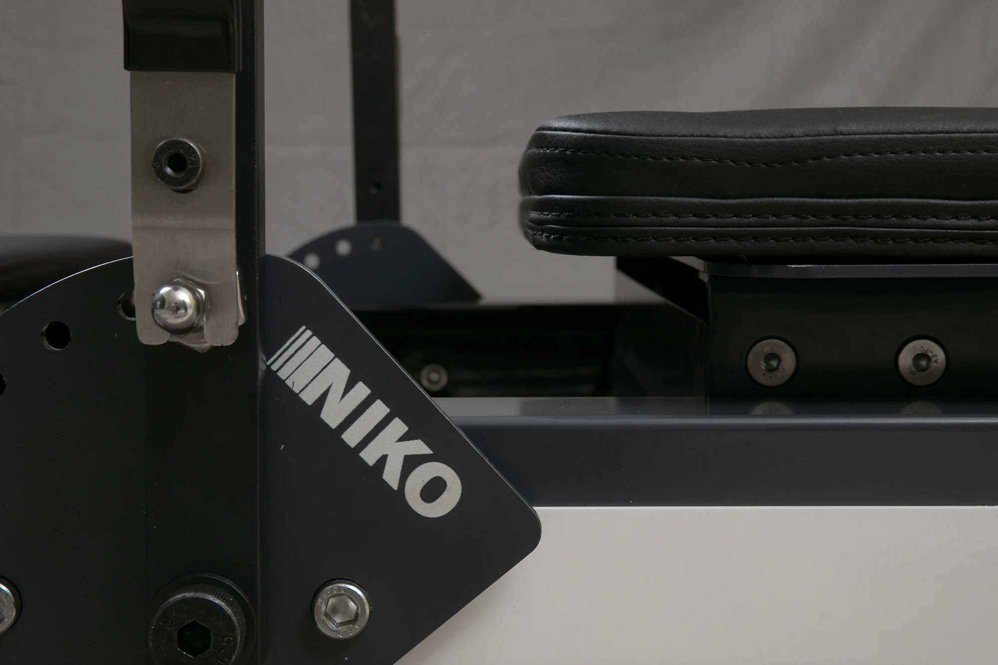 
INIKO Pilates Reformer Equipment PRO II 