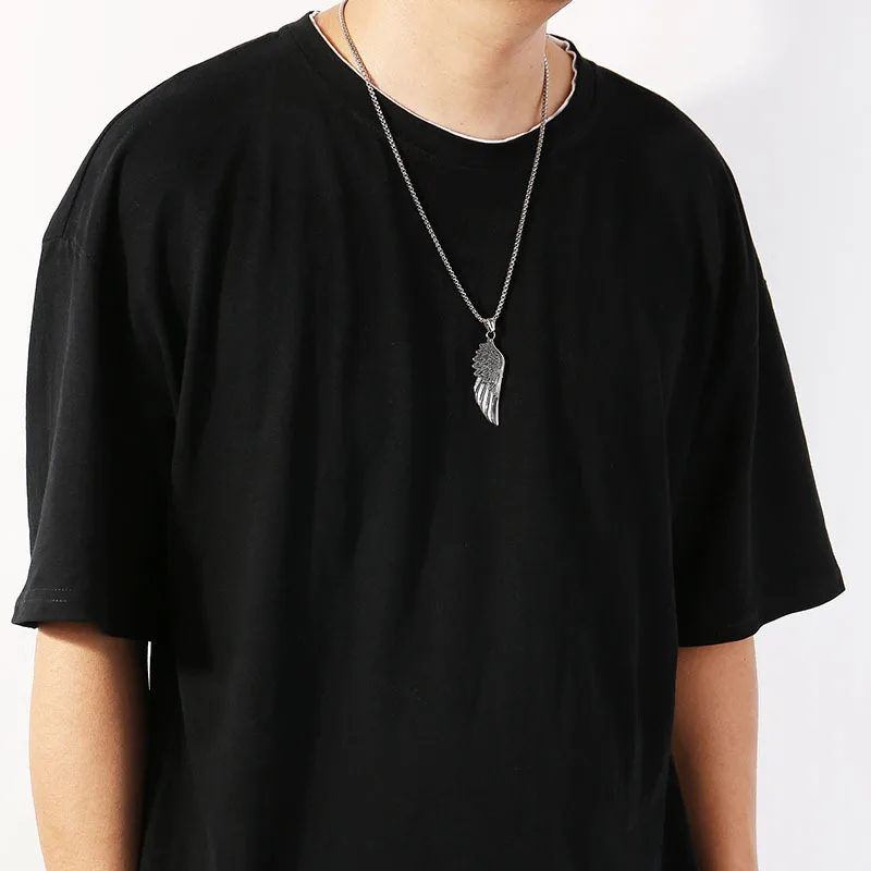 Fashion Jewelry with Retro Style Unisex Alloy Feather Detail Vintage Angel Wings Pendant Necklace