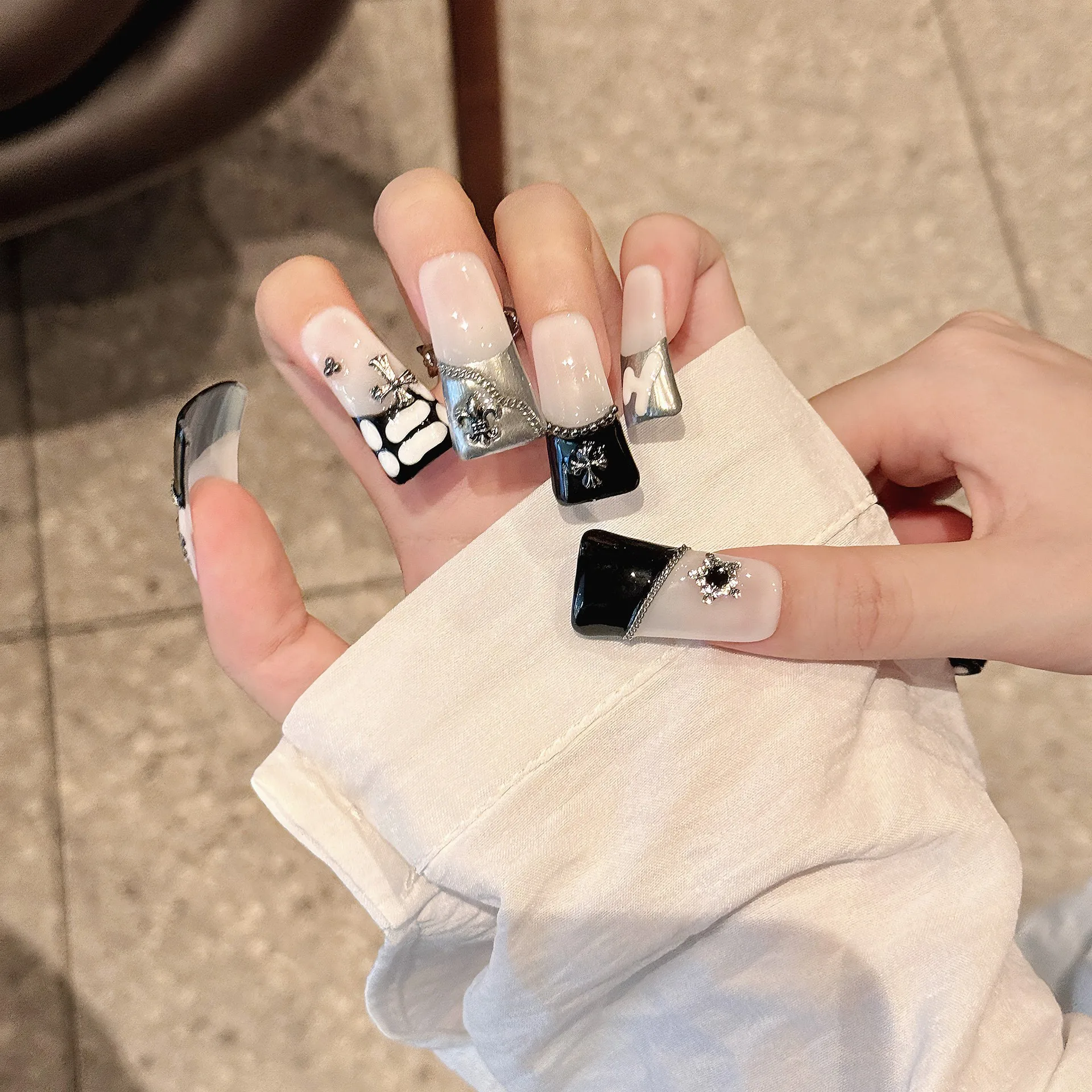 High quality Wholesale Price Handmade Press on Nails with glue OEM ODM Private label False Nails handmade stick on nails