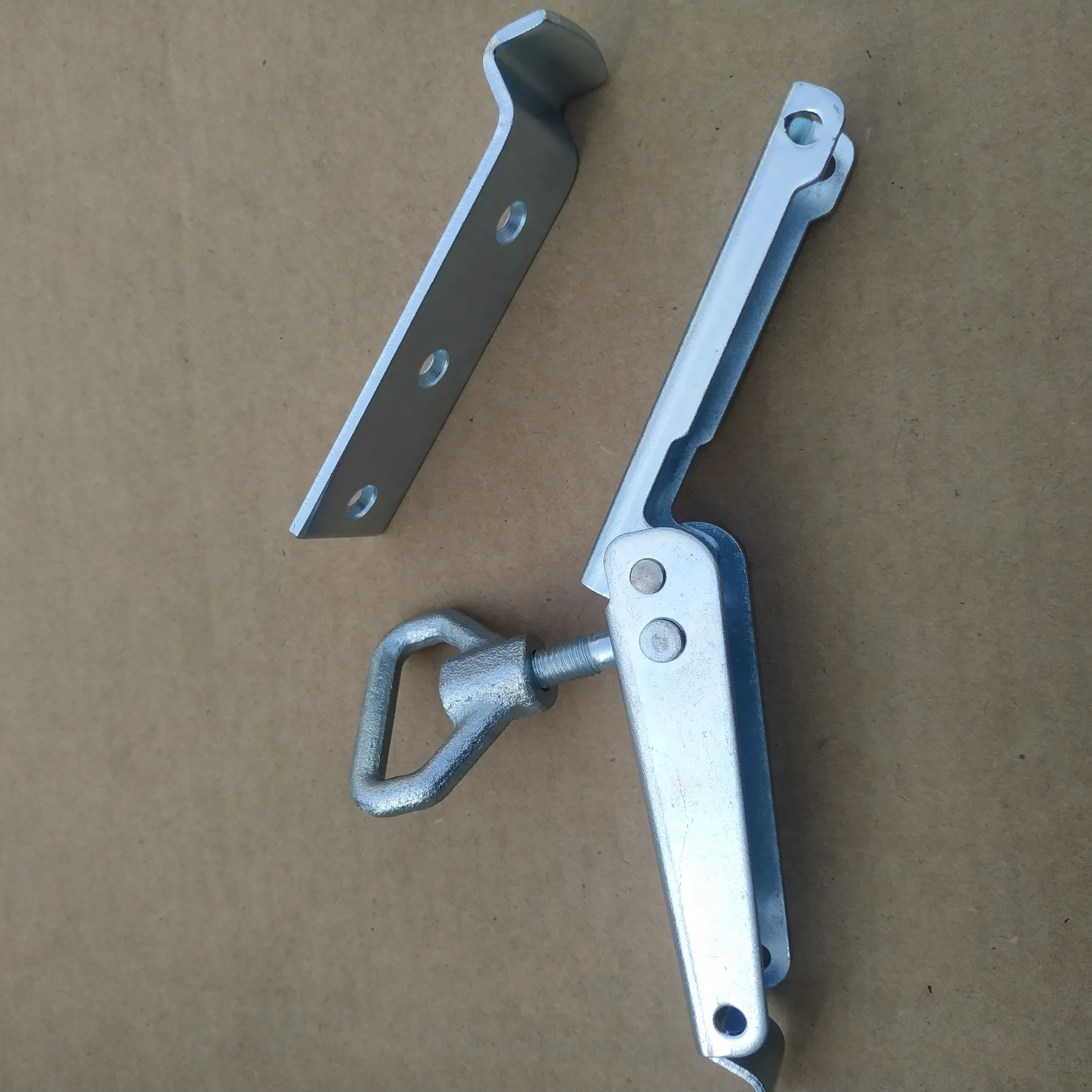 Customized heavy duty toggle lock wooden case toggles