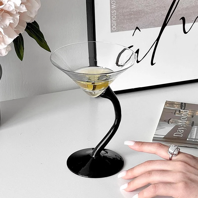 Creative Black Crooked Stem Twisted Martini Tall Glasses Champagne Wine Glass Cocktail