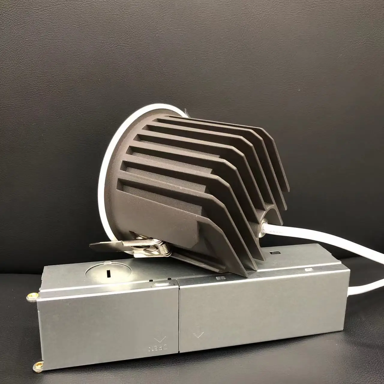 ETL ES LED downlight 3inch 12w 15w waterproof ip65 wet location air tight 5cct adjustable 2700K3000K4000K5000K6000K COB chips