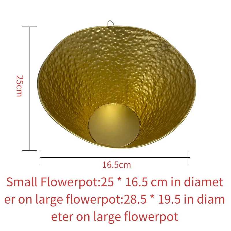 Exclusive Quality Metal Flower Pot Modern Design New Arrival Hammered Gold Flower Vases Decorative Plant Pot.