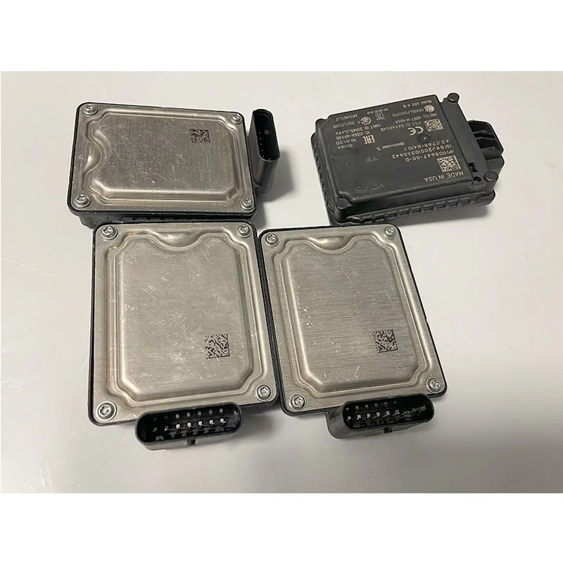 Used Original MODEL 3 Front Distance Radar Sensor for Tesla  parts Radar Sensor 1108647-00-D