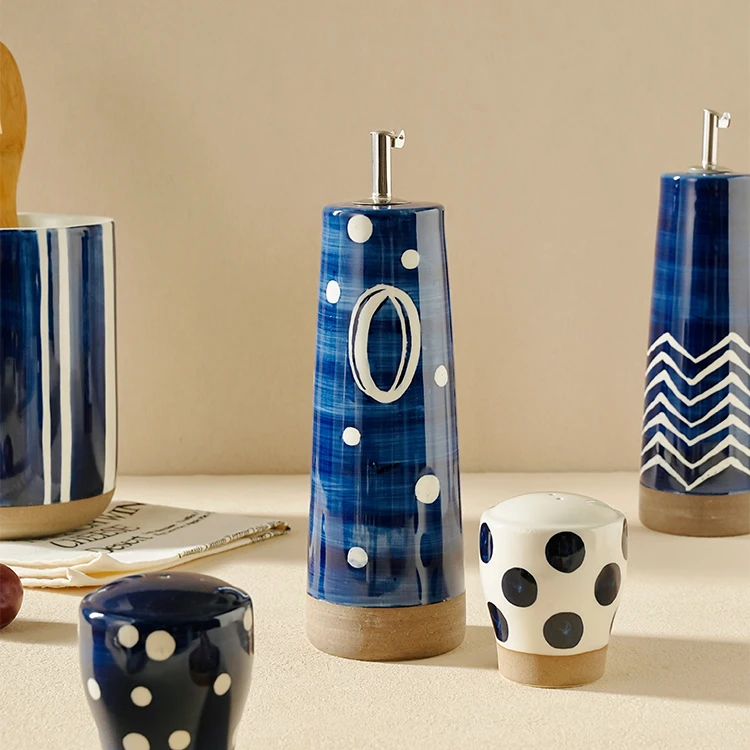 Hot Selling Handmade Geometric Home Kitchen Cooking Used Restaurant Ceramic Oil Cruet Vinegar Dispenser Bottles