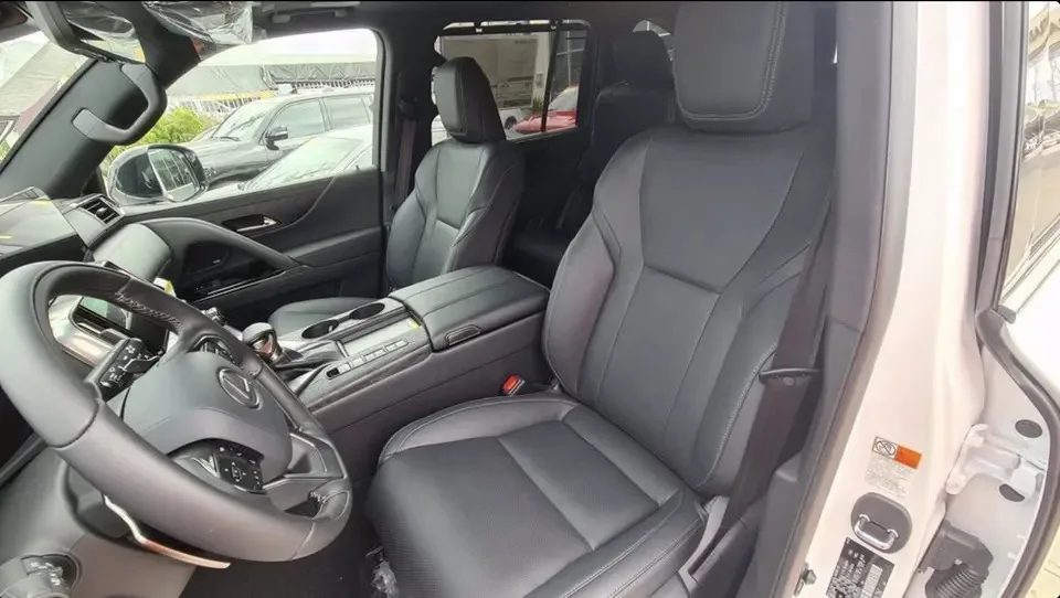 Продажа подержанных автомобилей для-Lexus LX 600 LX600 Luxury