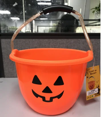 Multipurpose Reusable Light Up Pumpkin Bucket for Halloween Candy Bucket Jack O Lantern Trick Or Treat Bucket with Glow Handle