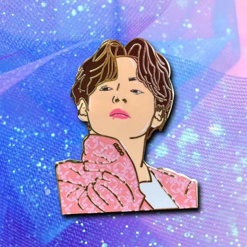 Custom Made Bulk Cute Anime Christmas Snow Korean Kpop Idol Hard Enamel Pin Display Zinc Alloy Metal Crafts