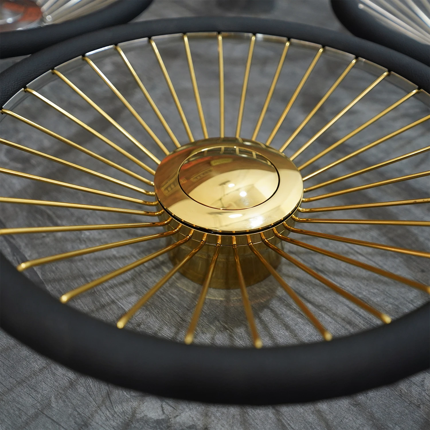 Golden Chrome 15 Inch Wire Car Rim Steering Wheel