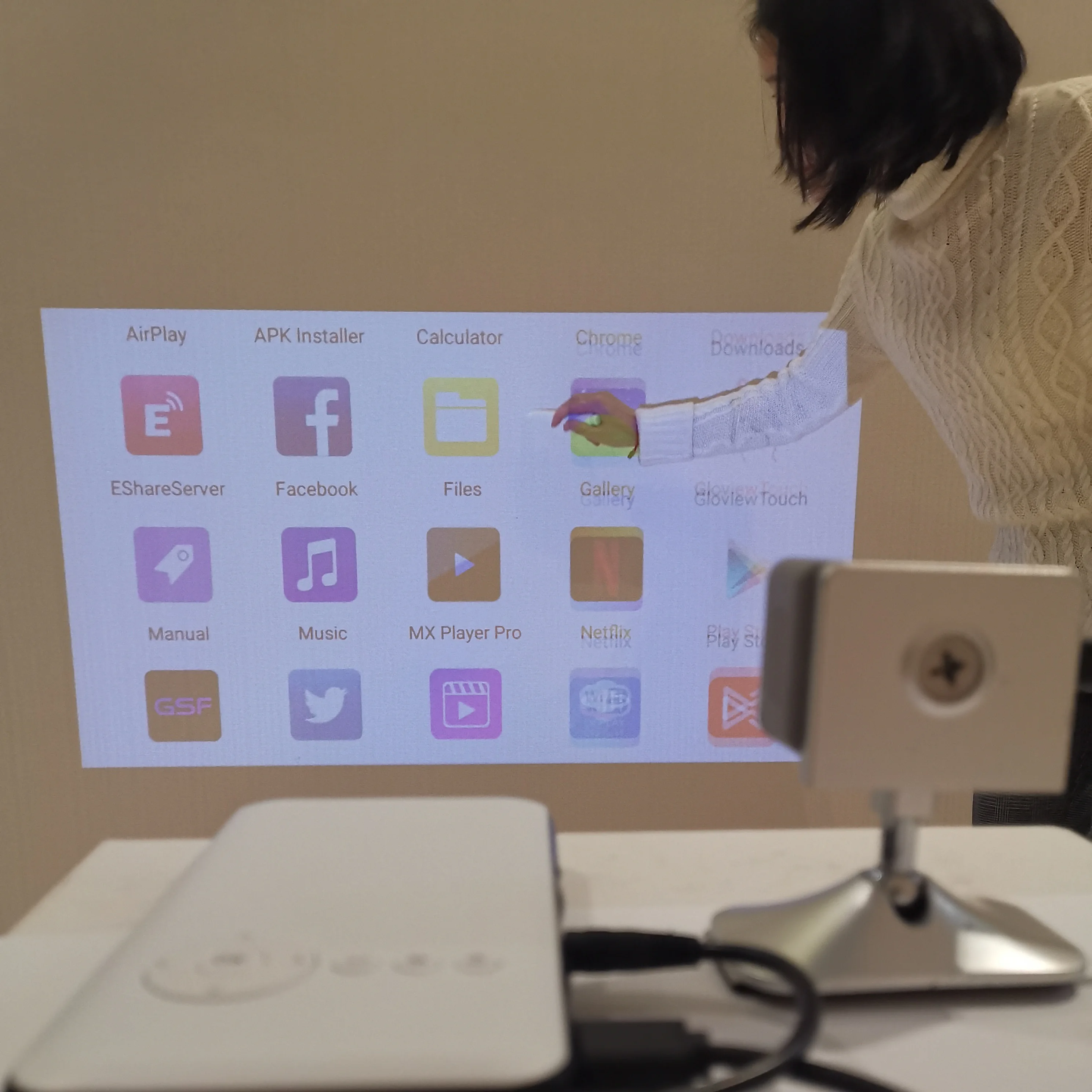 Инфракрасная ручка touch mini projector usb мини-проектор домашнего кинотеатра портативный карманный для использования мини