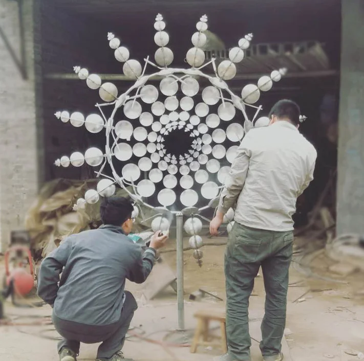 high quantity modern wonder abstract metal custom LED lighting wind kinetic sculpture for park