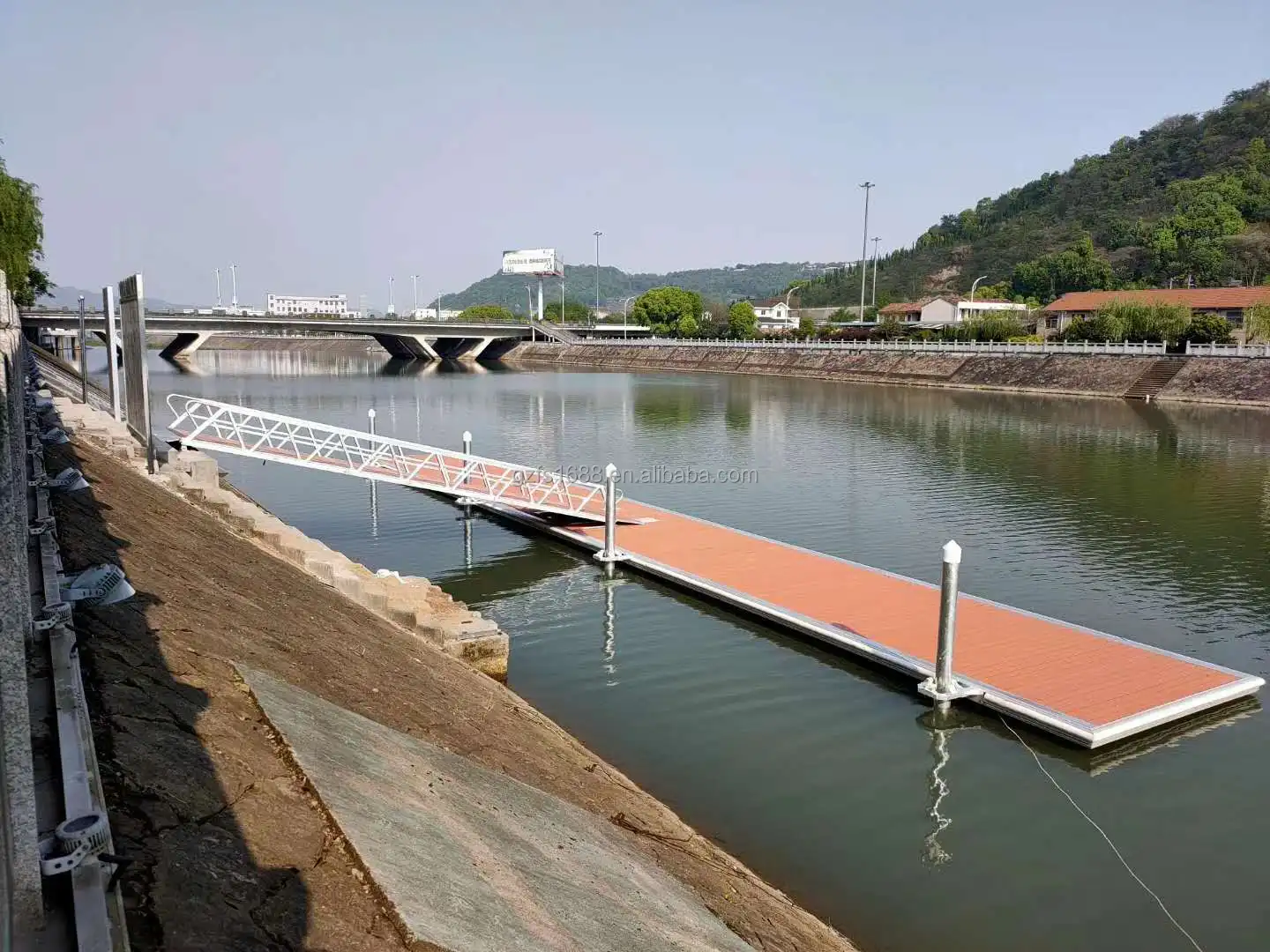 Aluminium modular pontoon bridge used boat floating dock with pile guide for sale