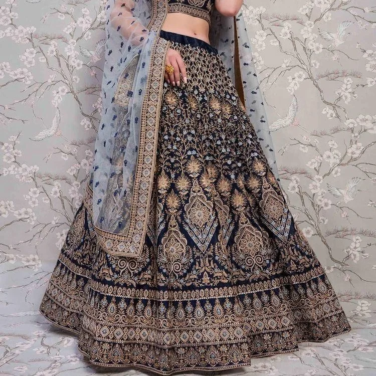 
PSM Fashion Latest Designer Heavy Embroidery Work Bridal Wear Silk Lehenga Cholis Collection Presenting New Red Designer Lengha 