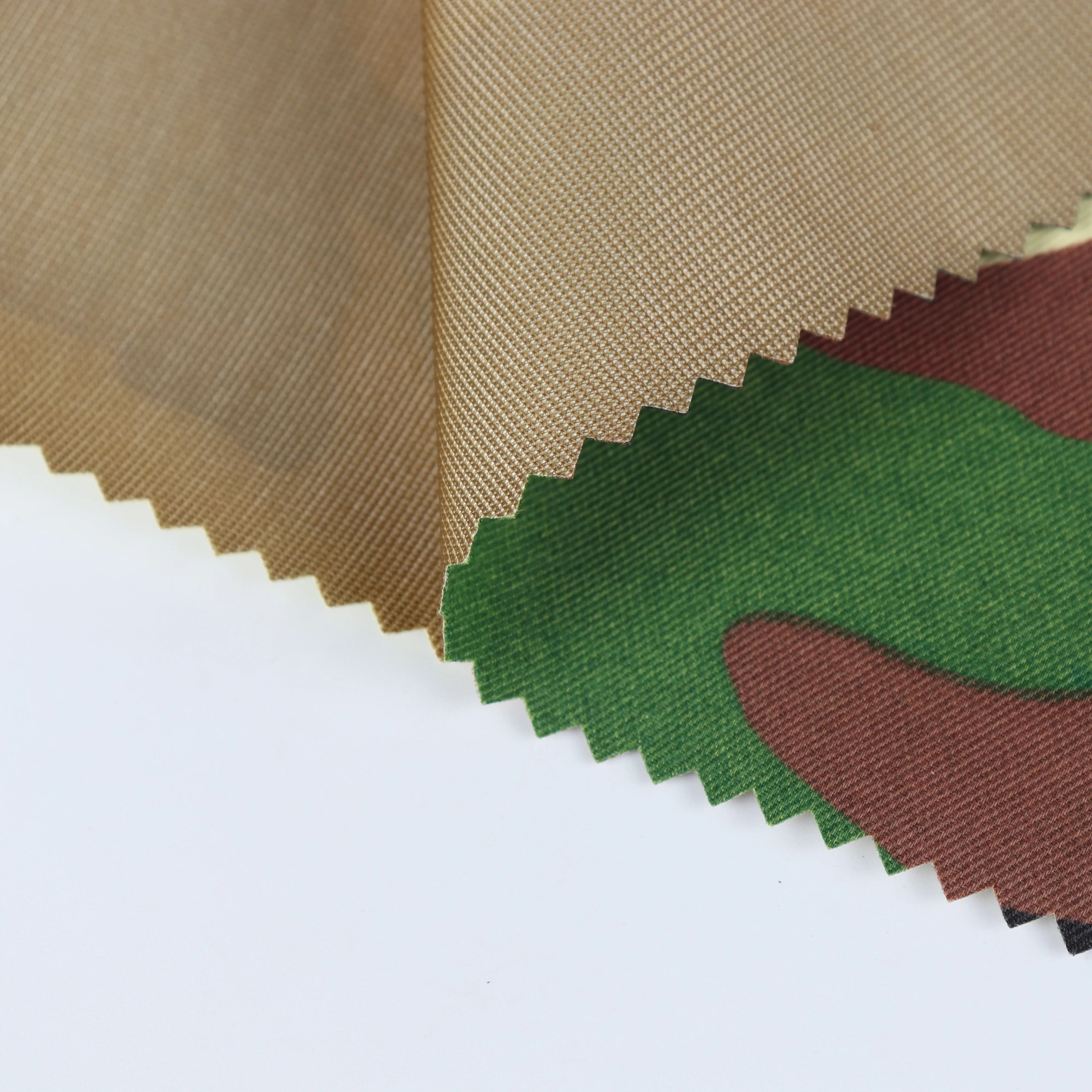 High quality 100% polyamide 70D*160D 3-layer e-PTFE membrane laminated camouflage fabric