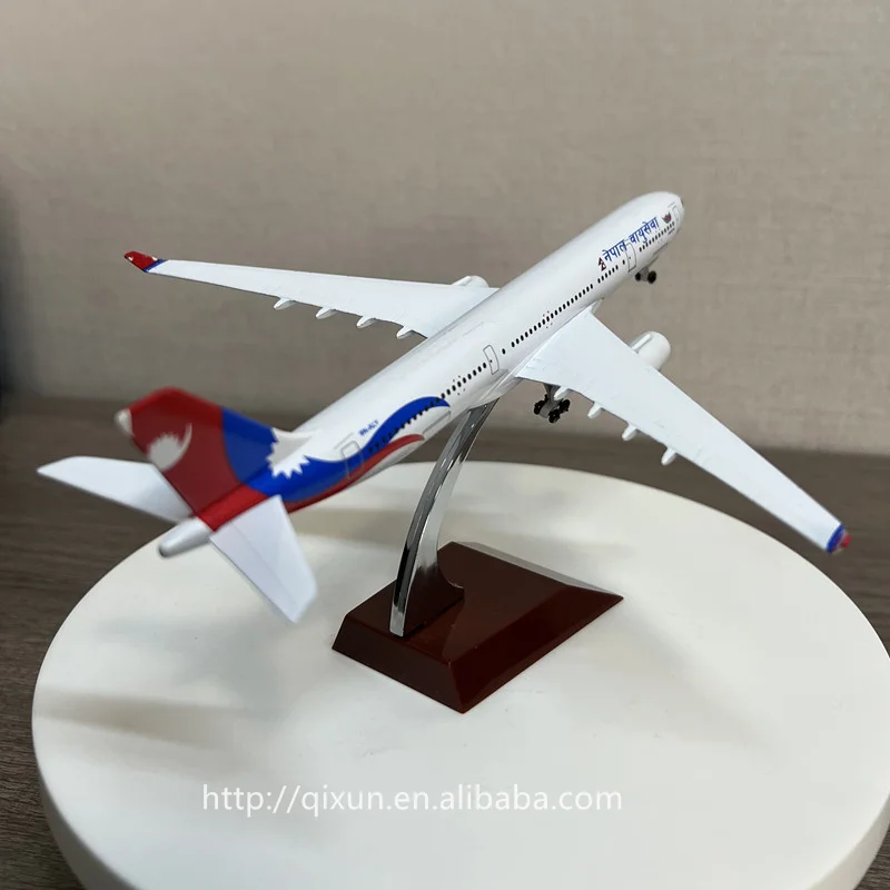 Kids Toys  Cheap Model Airplanes Scale 1:200 20cm A330 Nepal Airline Desktop Airplane Model  with  Landing Gear Metal