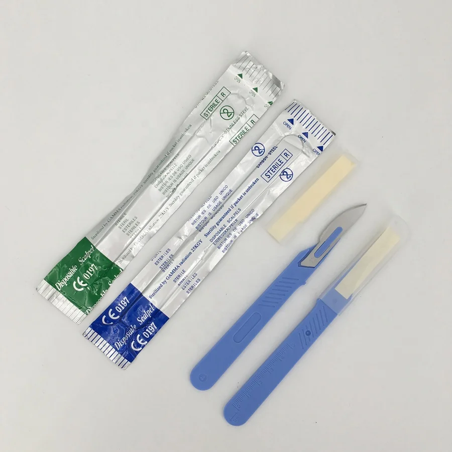 CE certificate Disposable sterile surgical scalpel #15, surgical dental scalpel with plastic/stainless steel handle