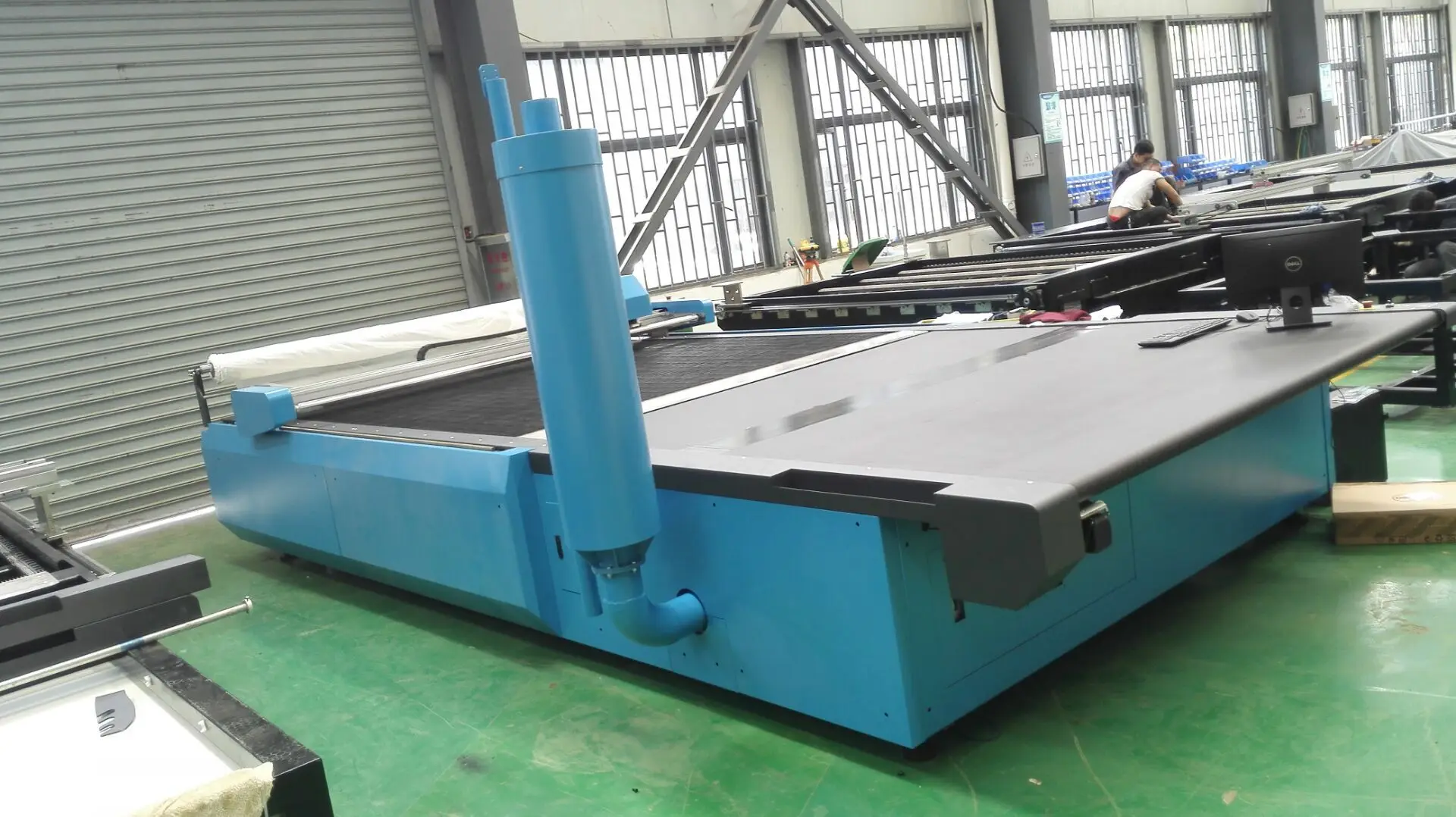 Automatic straight knife cloth cutting machine garment textile fabric cutting