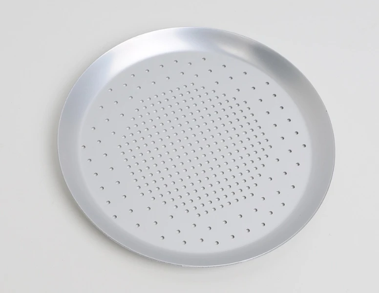 7.5 Inch Round Pizza Baking Tray Anodized Hard Film Aluminum Perforated Pan
