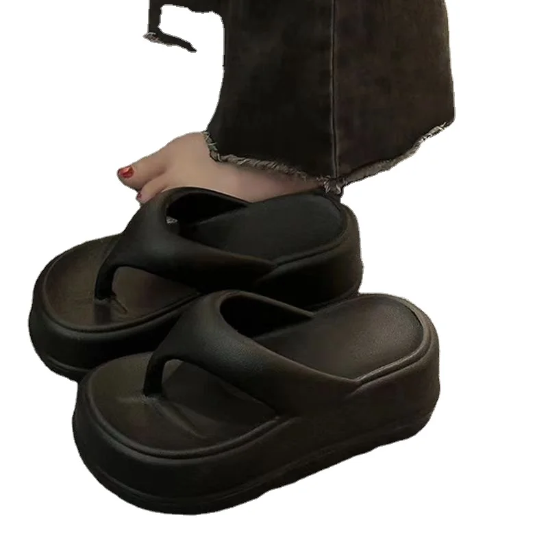 Step Up Your Footwear Game with Eva s New Summer Herringbone Slippers Thick Soles AntiSlip Design