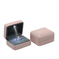 Custom Logo Wholesale Luxury Faux Leather Earring Bangle Bracelet Necklace Pendant Ring Packaging Gift LED Jewellery Box